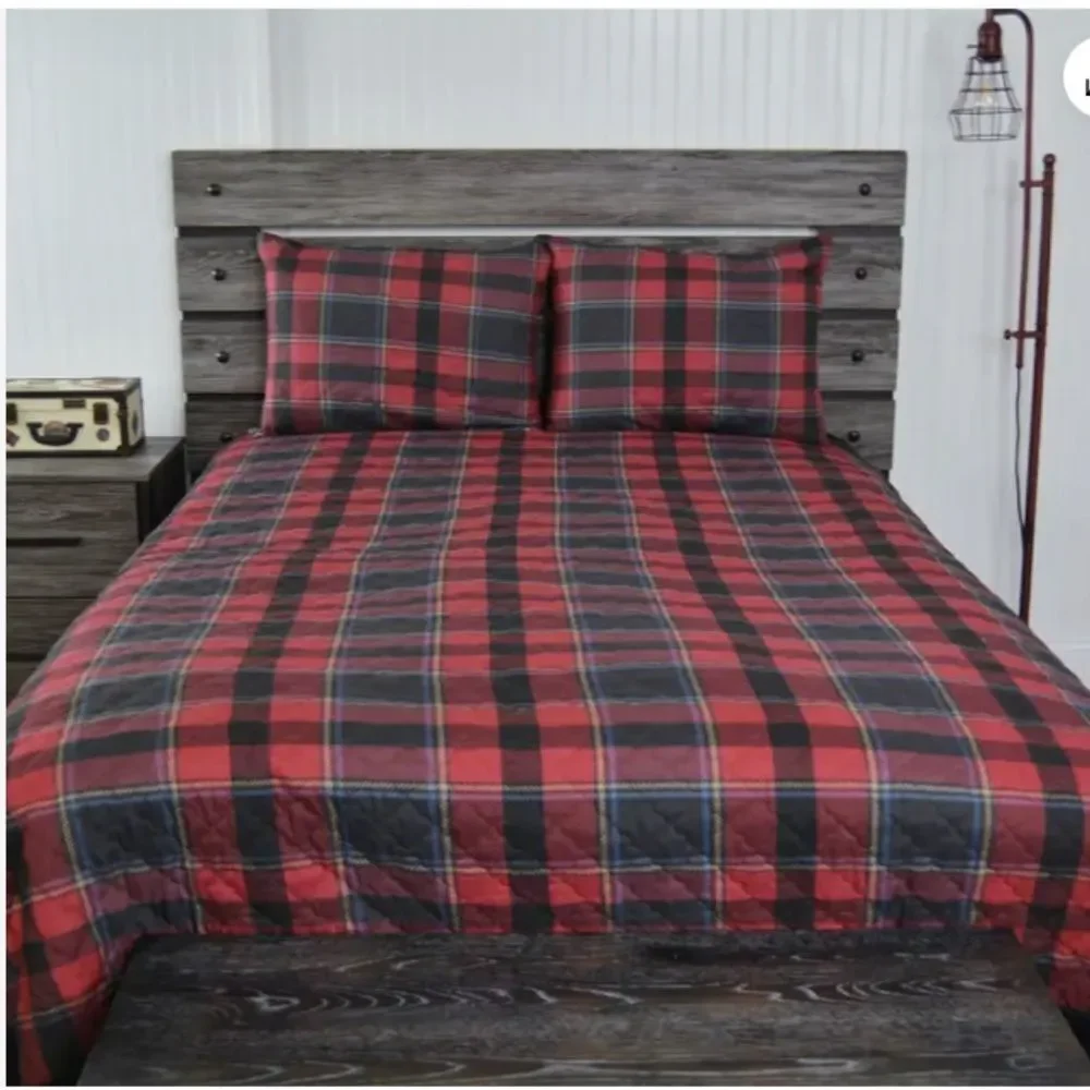 Bear Lodge Printed Reversible King Quilt Set Country Cabin Bonus Tote Bag